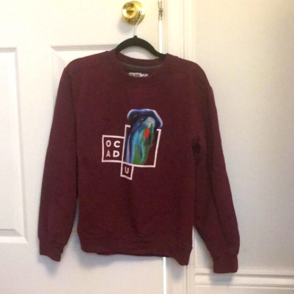 Gildan Tops - **SOLD** Maroon Crewneck Sweatshirt